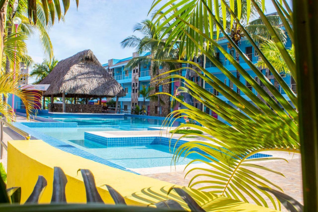 Miami Inn Нуэво-Вальярта Экстерьер фото